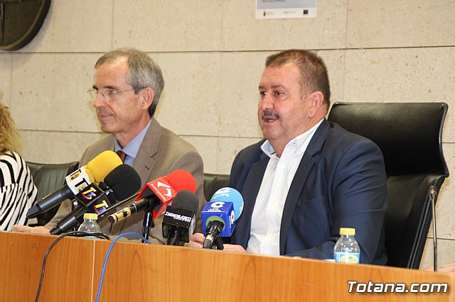 Destinan este año 2,9 millones a programas de empleabilidad que beneficiarn a 2.800 personas - 24