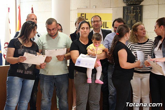 Destinan este año 2,9 millones a programas de empleabilidad que beneficiarn a 2.800 personas - 49