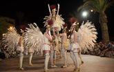 El Paseo Marítimo de Mazarrón se viste de carnaval ante la expectación de miles de personas
