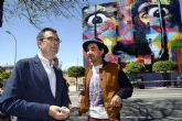Kobra rubrica su retrato ´urbano´ de Dalí en la fachada del Puertas de Castilla y concluye su primera obra en España