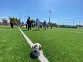 Guadalupe estrena campo de fútbol con un nuevo césped artificial para los 250 jugadores de la Escuela municipal