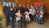 Familia apoya con 36.000 euros a la Asociación de Padres e Hijos con Espina Bífida para atender a sus asociados