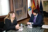 El presidente Fernando López Miras se reúne con la alcaldesa de Mazarrón
