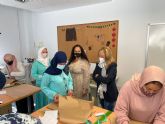 El Ayuntamiento de Lorca pone en marcha un taller de costura para mujeres extranjeras con el objetivo de seguir trabajando en su integración social y laboral