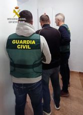 La Guardia Civil detiene a una pareja por un violento robo a un vecino de Puerto de Mazarrón