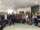 El alcalde recibe a un grupo de estudiantes alemanes de intercambio con el colegio 
