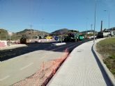 Comienzan las obras de asfaltado en la rotonda de la carretera RM-F43 en La Unión