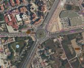 Servicios de emergencias atienden a un motorista herido en Murcia