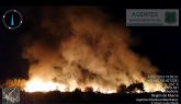 Servicios de emergencia acuden a sofocar incendio de caas y Matorral en Albudeite