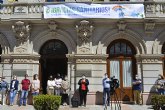 El Ayuntamiento de La Unión homenajea a médicos, enfermeros y auxiliares con una gran pancarta “GRACIAS SANITARIOS”