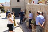 El alcalde de Lorca visita los trabajos realizados en la Calle Fuente Alta de Coy, su muro de contención y la fuente creada gracias a una inversión municipal de 37.000 euros