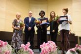 El colectivo de mujeres extranjeras recibe el premio mujer mazarronera 2017