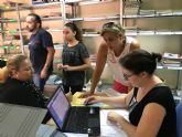 Más de 1.200 familias se benefician del banco de libros en Torre Pacheco
