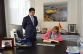 La consejera de Educación confirma en San Javier la ampliación en 2017 del IES Mar Menor