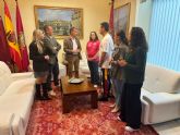 El alcalde de Lorca recibe a los arqueros de ArcoLorca y Flechas Rosas, protagonistas del Campeonato de Espaa de Arco y Salud en Sala 2024