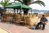 El mercado artesano de Puerto de Mazarrón estrena horario de verano