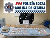 La Policía Local de Molina de Segura detiene al regente de una tienda por tráfico de drogas y contrabando de tabaco