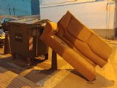 El ayuntamiento informa sobre el procedimiento para deshacerse de los muebles, enseres y pequeños escombros de las viviendas afectadas por la dana