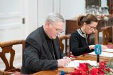 Ayuntamiento y Obispado firman el convenio para la restauración de Santa María de Gracia