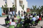 Los usuarios del centro de Betania reciben los diplomas de los cursos del programa 