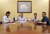 El presidente de la CHS recibe al alcalde pedáneo de Algezares