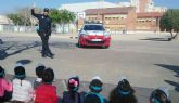 La Policía Local visita la Escuela de Educación Infantil del colegio San Antonio Abad de Urbanización Mediterráneo