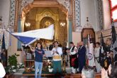 Los festeros de Moros y Cristianos de Archena volvieron a solicitarle la bandera a la Patrona la Virgen de la Salud, en el acto de la 