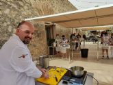 El Castillo de Lorca acoge una jornada culinaria que recupera la memoria gastronómica de manos de nietos y abuelos