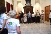 Miembros de la Corporación Municipal reciben a los integrantes del Grupo Coros y Danzas de Lorca que han participado en Rusia en la VI Folkloriada Mundial del CIOFF