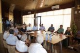 Ayuntamiento, Delegación del Gobierno y CHS transmiten a los vecinos de Camposol las novedades sobre el encauzamiento de la rambla