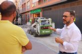 El alcalde de Lorca supervisa los trabajos que se están desarrollando para el acondicionamiento de la calzada del carril de Caldereros