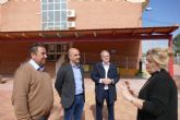 El Ayuntamiento de Molina de Segura lleva a cabo trabajos de instalación solar fotovoltaica en 47 edificios municipales, con una inversión prevista de 1.357.719,59 euros