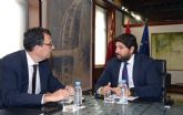 El presidente de la Comunidad, Fernando López Miras, se reúne con el alcalde de Murcia, José Ballesta
