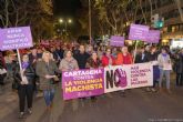 Más de un millar de personas se manifiestan en Cartagena contra la violencia hacia las mujeres