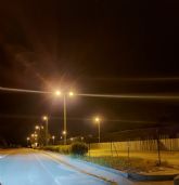 El entorno del colegio El Alba de Roldán ya dispone de alumbrado nocturno