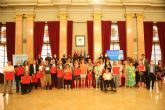 Murcia conmemora el Día Internacional de las Personas Sordociegas iluminando de rojo y blanco sus espacios emblemáticos