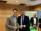 Águilas recibe el galardón Iglú Verde que reconoce el incremento del reciclado de vidrio en la localidad