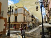 El Ayuntamiento de Lorca realizará encuestas para conocer la opinión de los vecinos acerca de los toldos instalados en la Calle Corredera