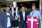 Los concejales de Desarrollo Sostenible y Deportes renuevan su ilusion por el FC Cartagena