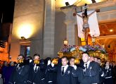 La procesión del Santo Entierro de Cristo reúne a las ocho cofradías torreñas