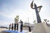 López Miras inaugura en Cartagena una escultura de homenaje a los judíos españoles, 