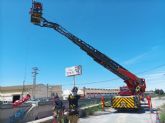 Bomberos de Murcia realizan un curso de 'Rescate en Altura' en escenarios reales