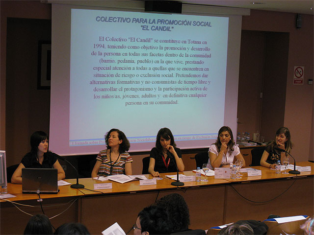 "The Candle" explains his experience in the Regional Seminar on Social and Labour Integration Projects, Foto 2