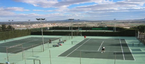 Victories of the Tennis Club teams in the Regional Totana, Foto 1