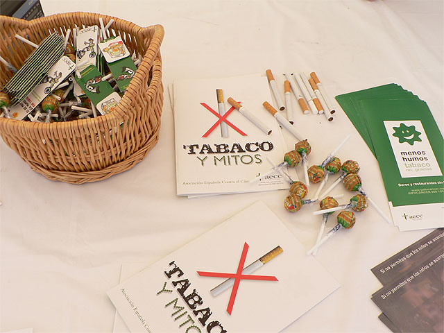 La Asociacin Española contra el Cncer celebra mañana el Da Mundial sin Tabaco, Foto 1