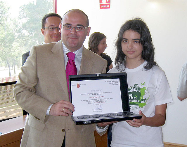 Casi 400 trabajos de escolares han participado en los concursos de cuentos y carteles con motivo del Día Mundial del Medio Ambiente - 1, Foto 1