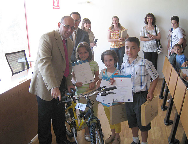 Casi 400 trabajos de escolares han participado en los concursos de cuentos y carteles con motivo del Día Mundial del Medio Ambiente - 2, Foto 2