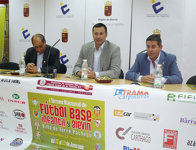 El nuevo campo de césped artificial albergará el I Torneo Nacional de Fútbol Base ‘Villa de Torre Pacheco’ - 1, Foto 1