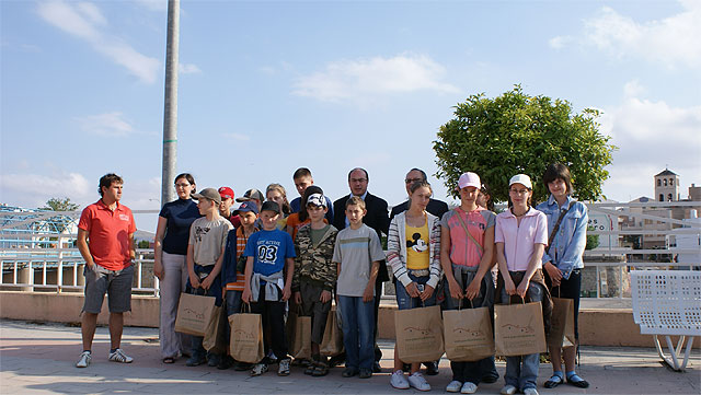 El Alcalde y el Cónsul de Polonia en la Región de Murcia reciben a un grupo de 15 jóvenes polacos en Puerto Lumbreras. - 1, Foto 1