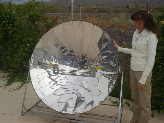 Los alumnos del aula ocupacional visitan las instalaciones de la plataforma solar de Almería para adquirir conocimientos en energías renovables - 1, Foto 1